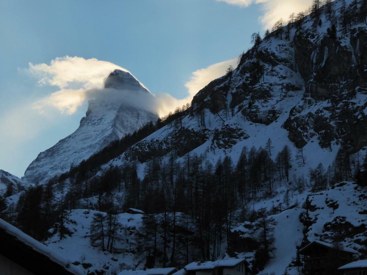 Apartament Haus Viktoria A Zermatt Zewnętrze zdjęcie